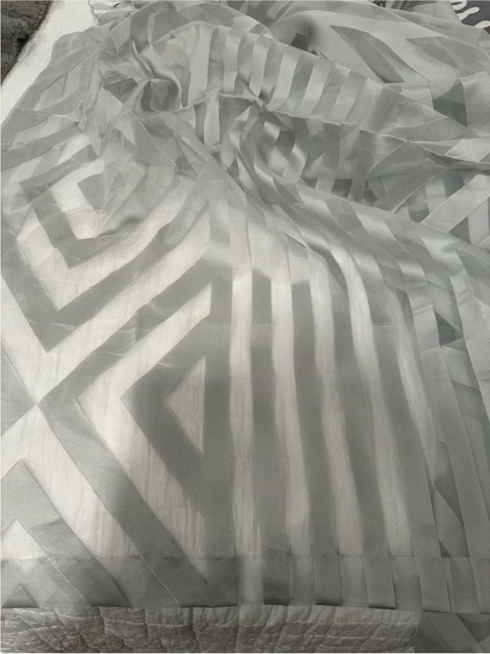 N/A light gray